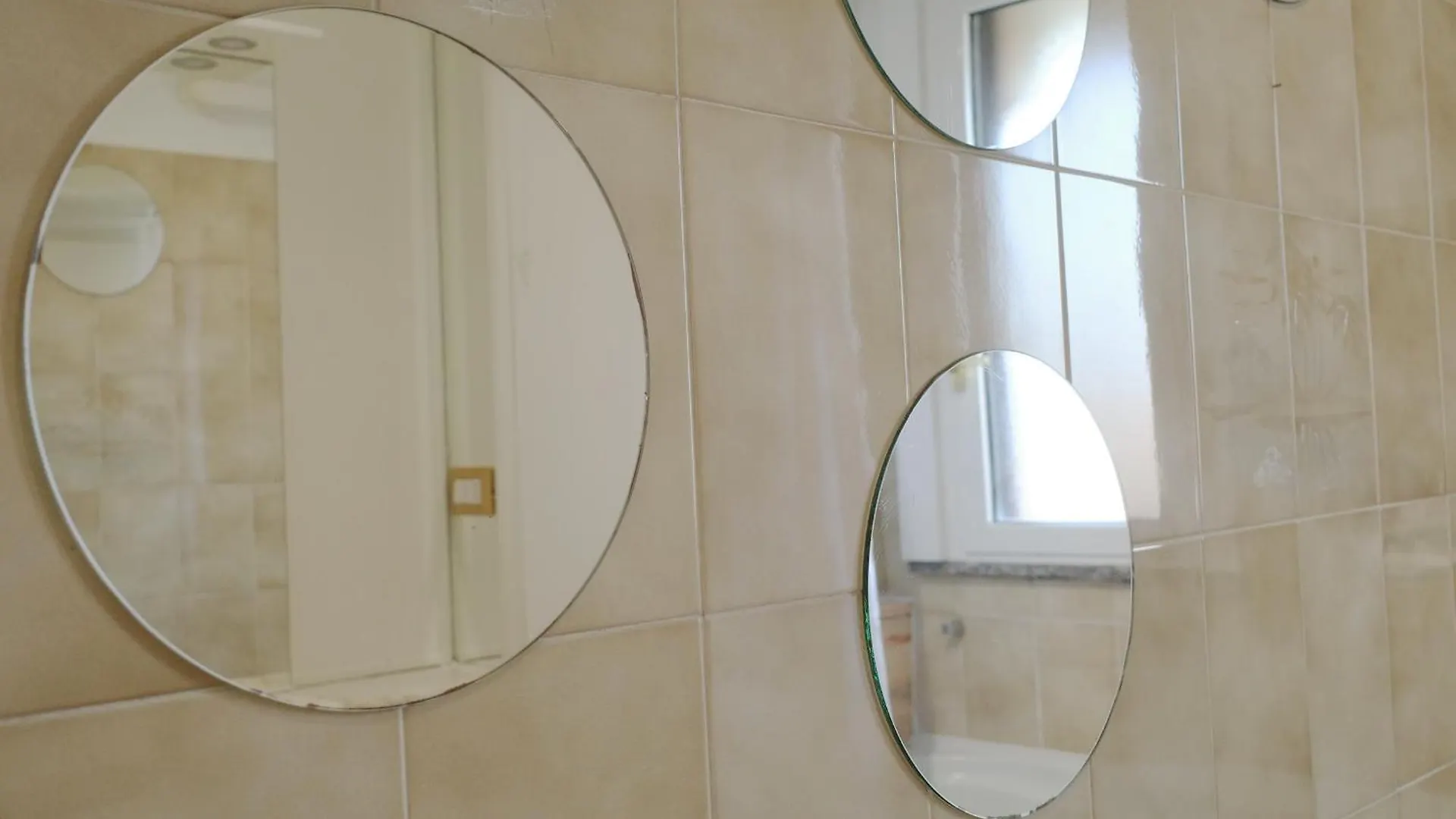 Appartement Bwr - Bilocale A Cornaredo ---Vicino Rho Fiera--- 0*,  Italie