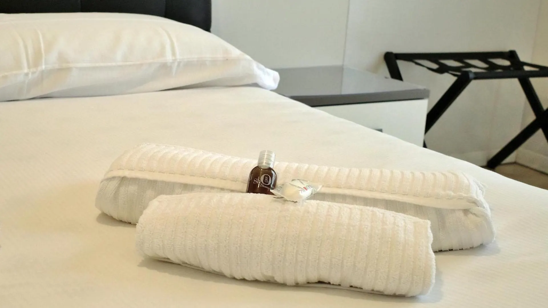Appartement Bwr - Bilocale A Cornaredo ---Vicino Rho Fiera--- 0*,